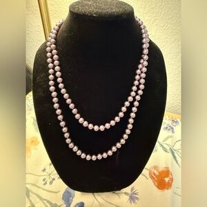 Elegant Light Purple Beaded Necklace